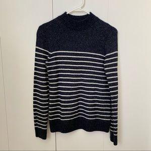 Abercrombie & Fitch Sweater